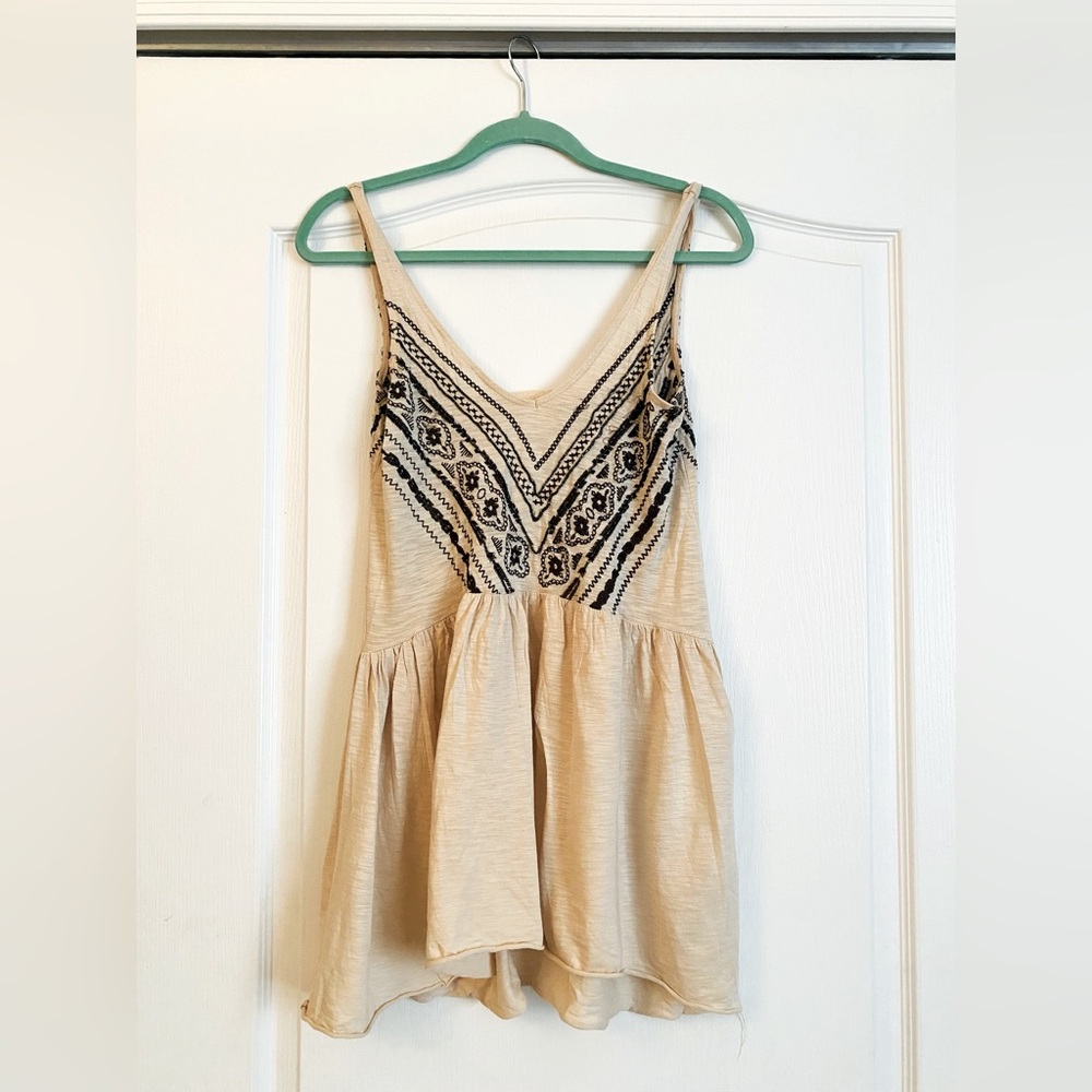 Urban Outfitters Ecote Beige Embroidered Tunic with Light Beading Size S